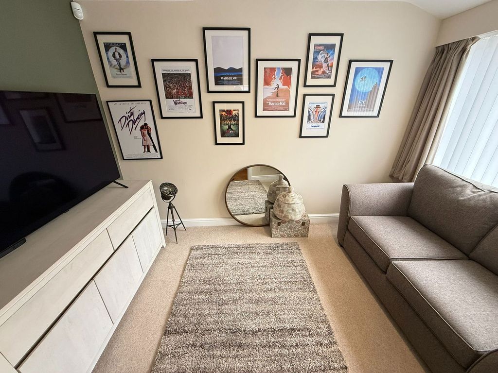 Property photo 3 of 23