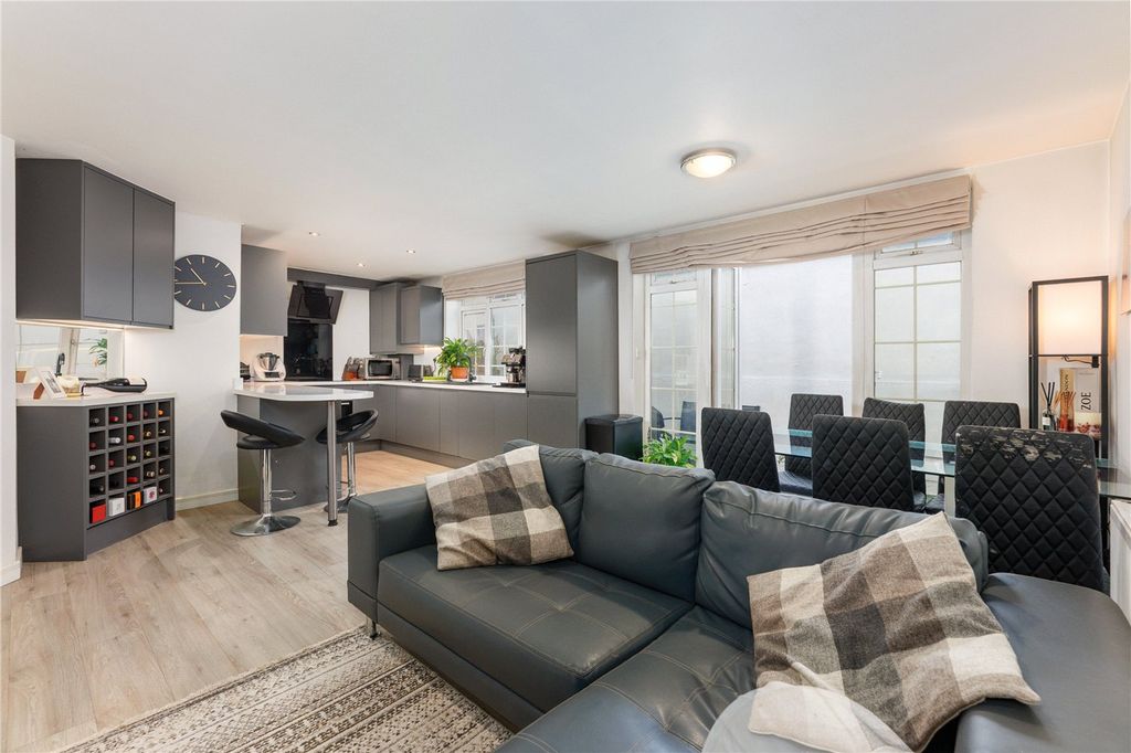 Property photo 1 of 8 Picture No. 08