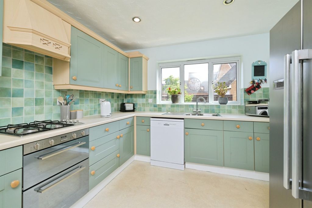 Property photo 3 of 19