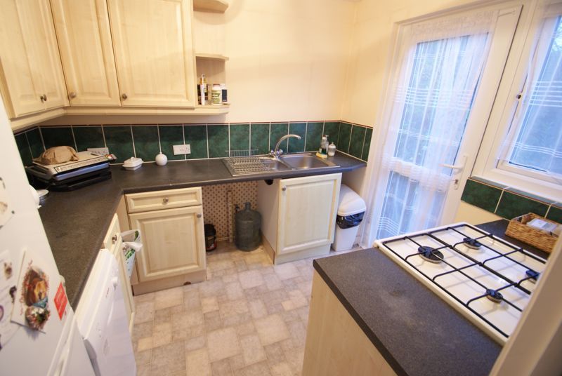 Property photo 3 of 8 Photo 5