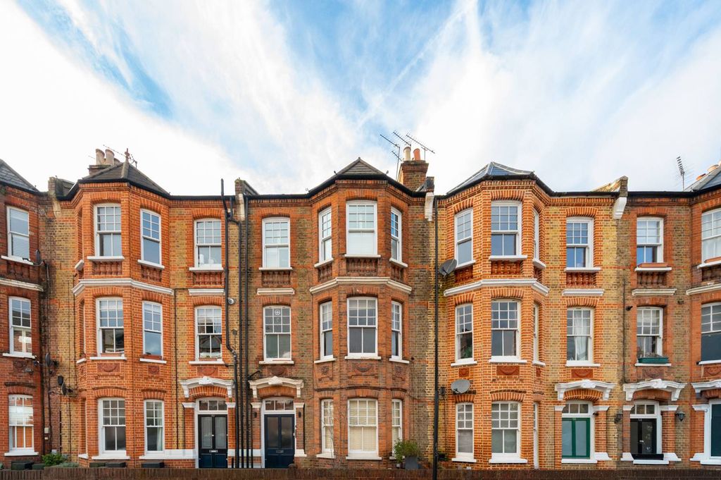 Property photo 1 of 9