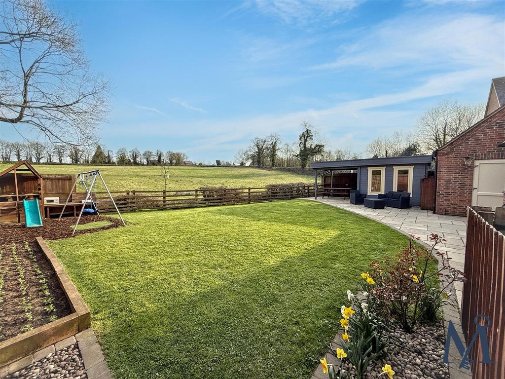 Property photo 2 of 38 Rear Garden