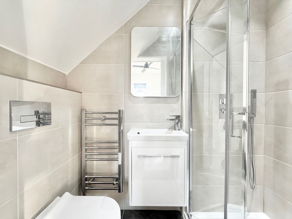 Property photo 3 of 14 Gallery