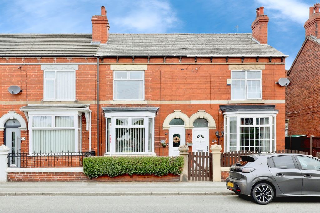 Property photo 1 of 17