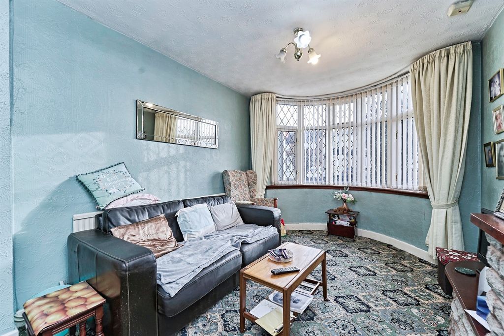 Property photo 3 of 22