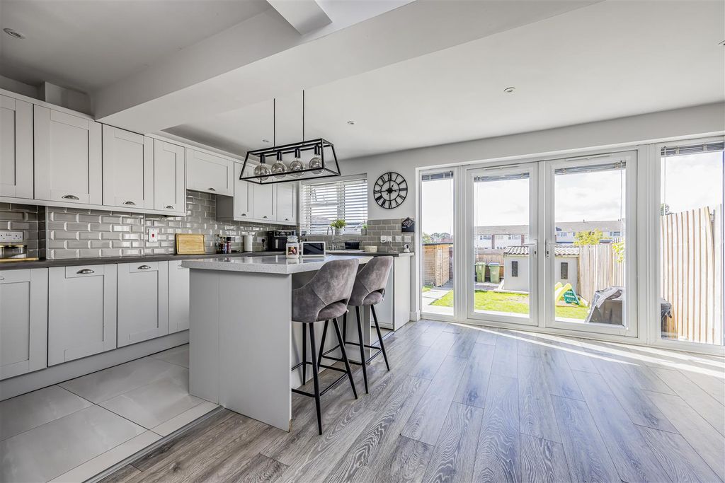 Property photo 3 of 31 9 High Walk, Fareham-Porticomarketing-Nexa-20.Jpg