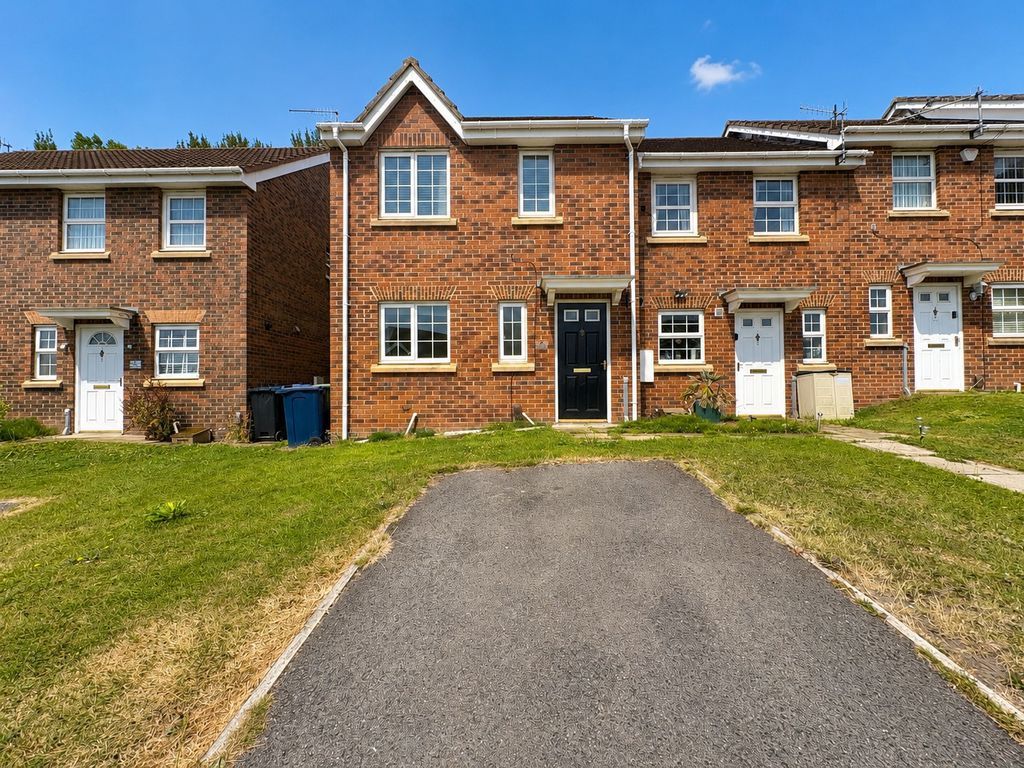 Property photo 1 of 10 External