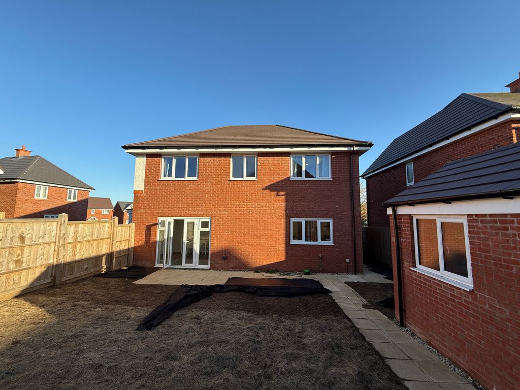 Property photo 2 of 29