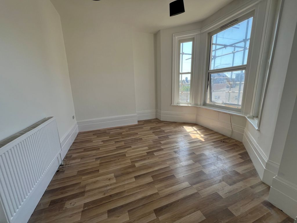 Property photo 3 of 5 Living Room