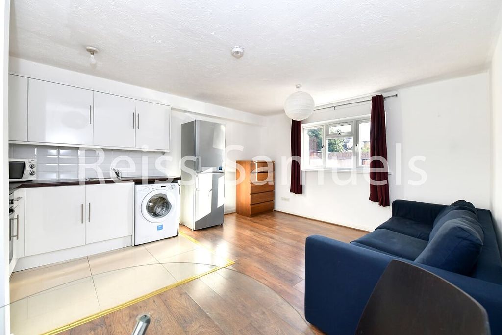 Property photo 2 of 15
