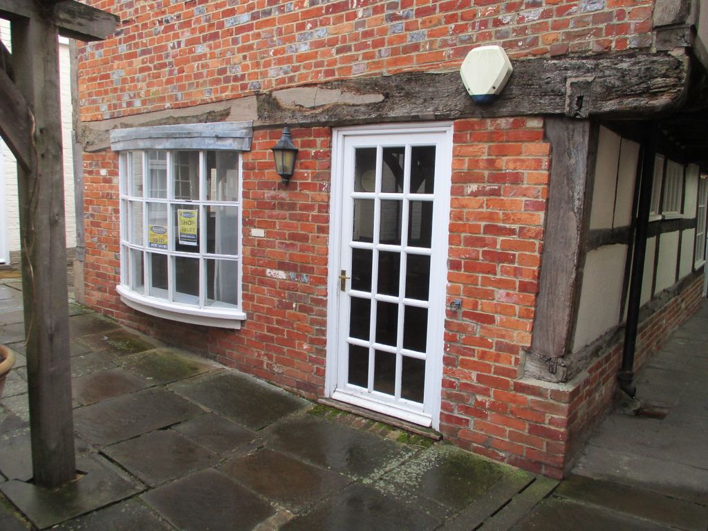 Property photo 1 of 3