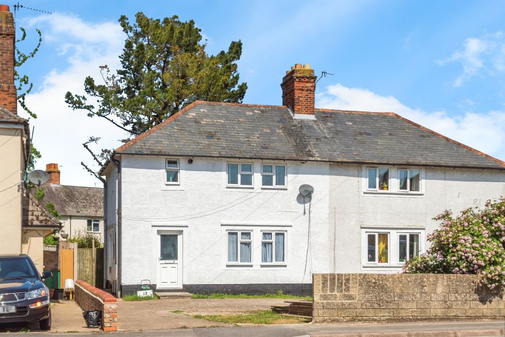 Property photo 1 of 8