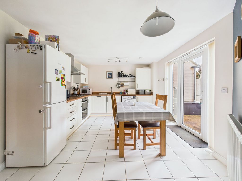 Property photo 3 of 26