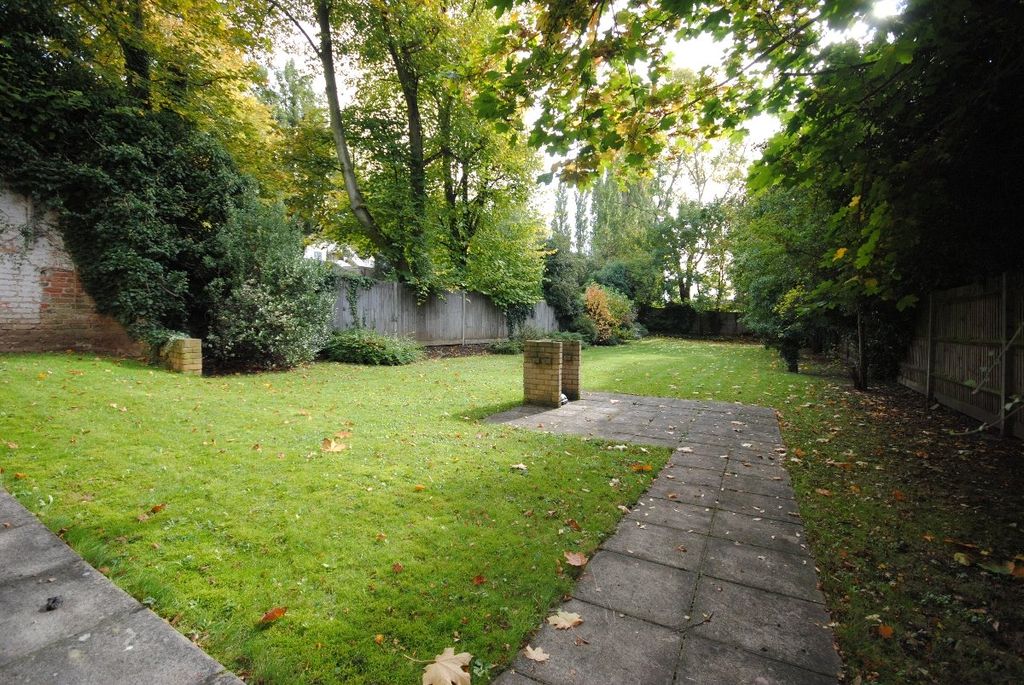 Property photo 3 of 7 Picture No. 10