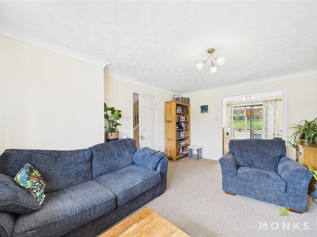 Property photo 3 of 22 Cam01520G0-Pr0205-Still004.Jpg