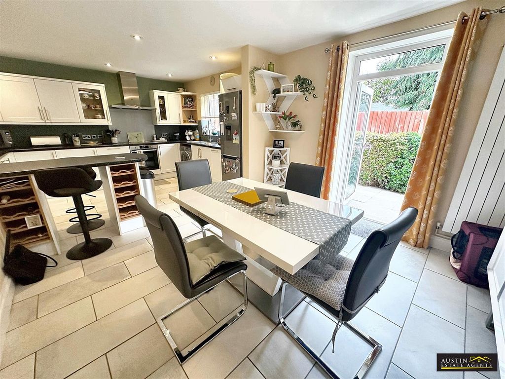 Property photo 3 of 30