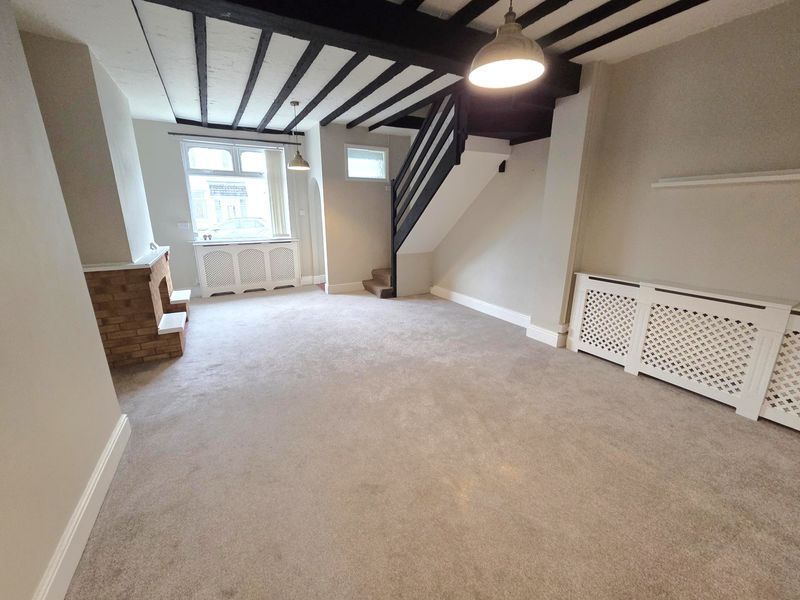 Property photo 1 of 26 Photo 9