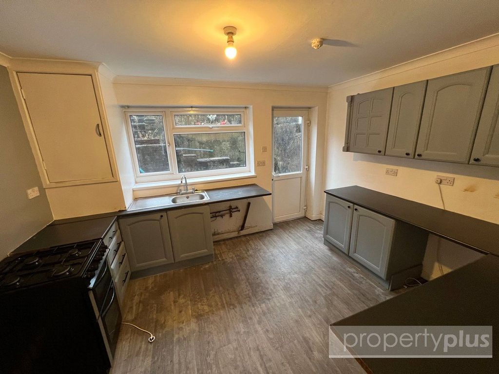 Property photo 3 of 11 Picture No. 10