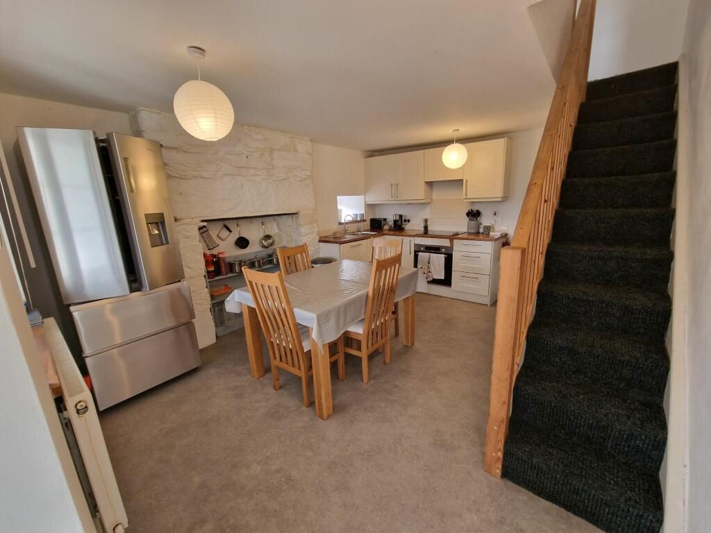 Property photo 3 of 26