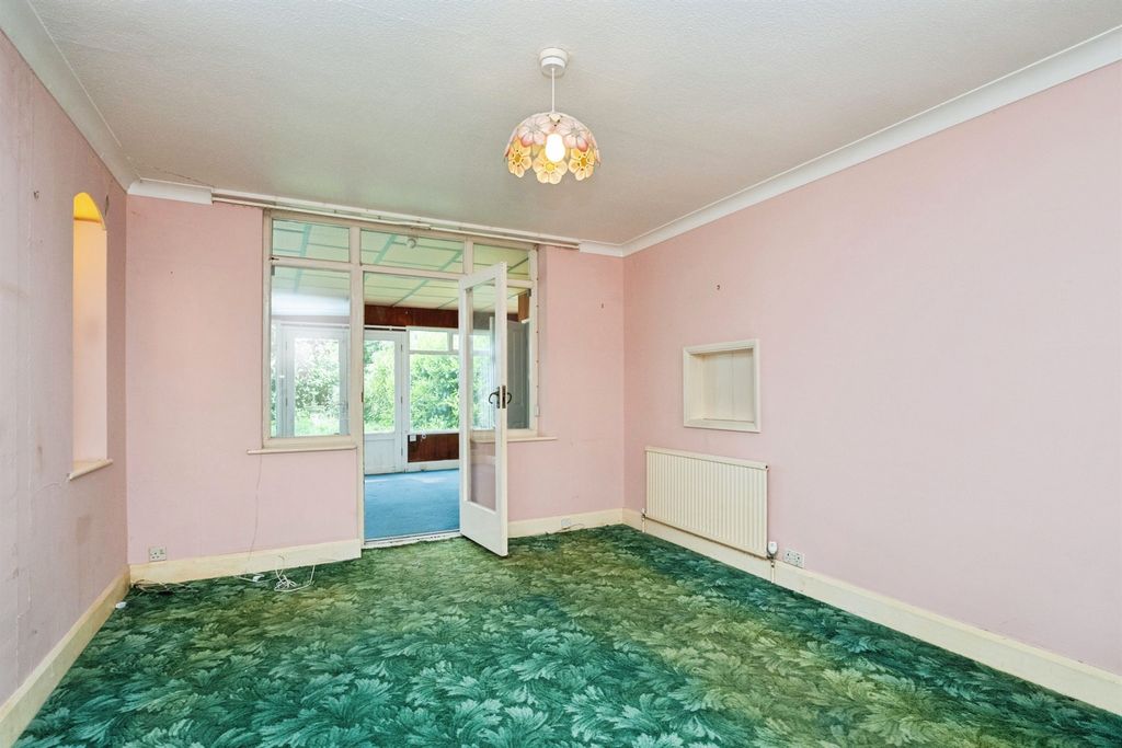 Property photo 3 of 29