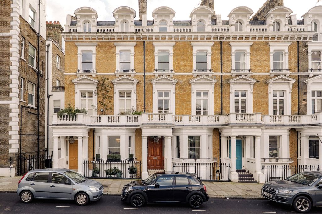 Property photo 1 of 10 Front Faã§Ade