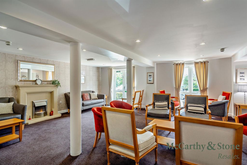 Property photo 1 of 26 8705769-Interior19-800.Jpg