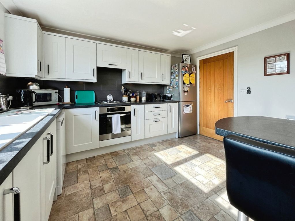 Property photo 3 of 29 5146283