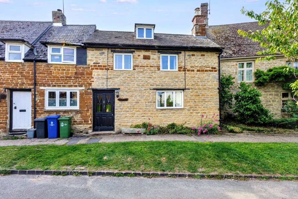 Property photo 1 of 14 The Cottage, Manor Road, Sulgrave, Banbury, Oxfordshire Ox17 2Rz