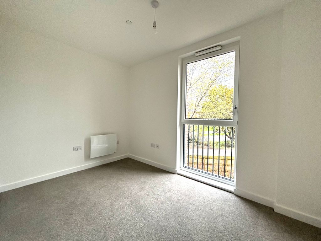 Property photo 3 of 4
