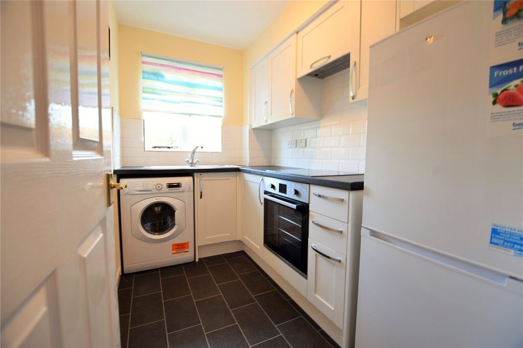 Property photo 2 of 7 Brand New Kitchen