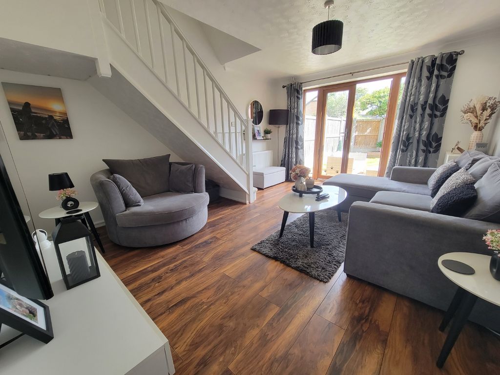 Property photo 2 of 10