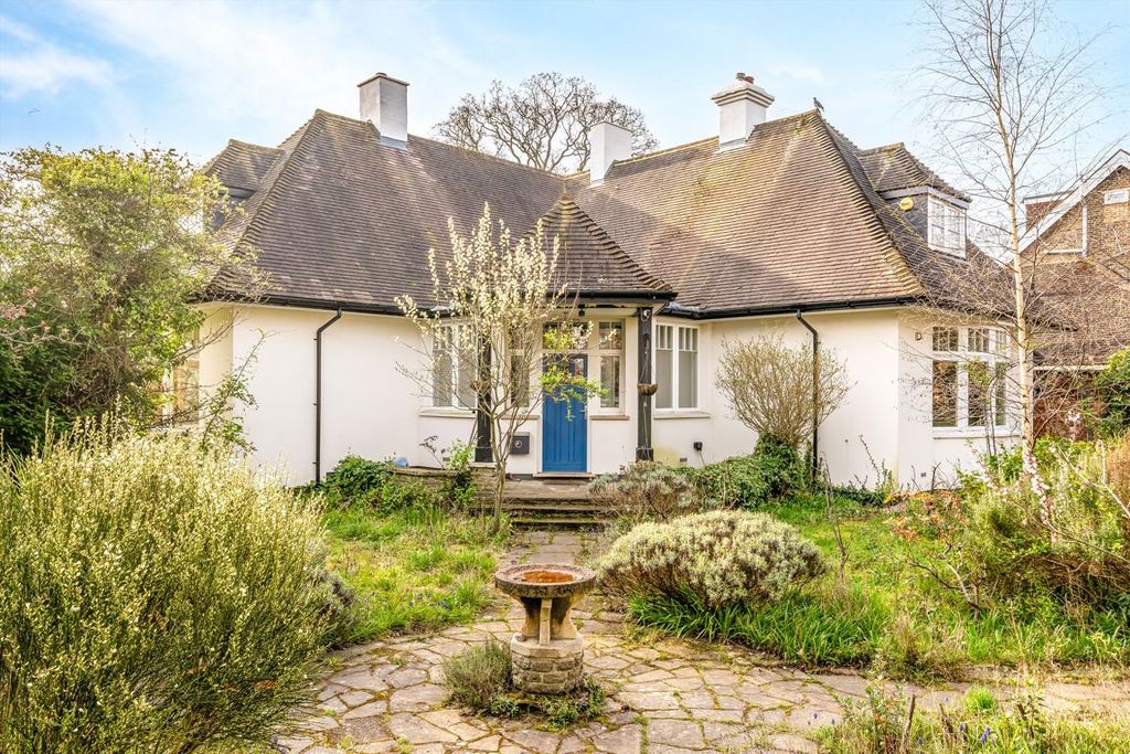 Property photo 1 of 10