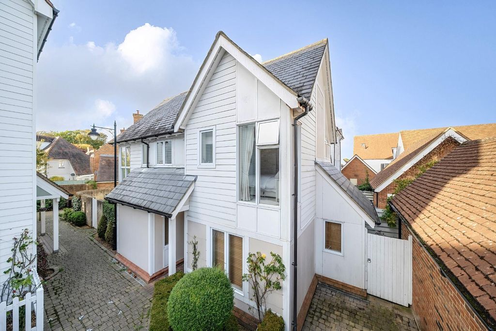 Property photo 1 of 14 1359332-1-68E543B869c0F.Jpg