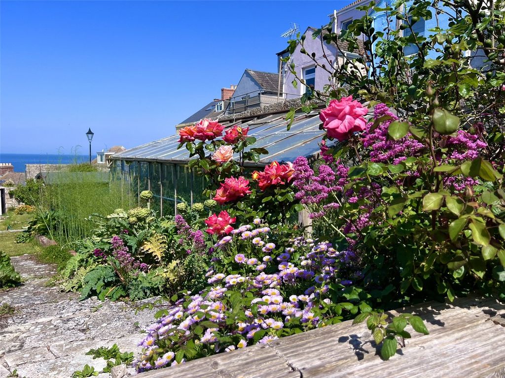 Additional image 13 of 5 bed terraced house for saleFortuneswell, Portland, Dorset DT5
