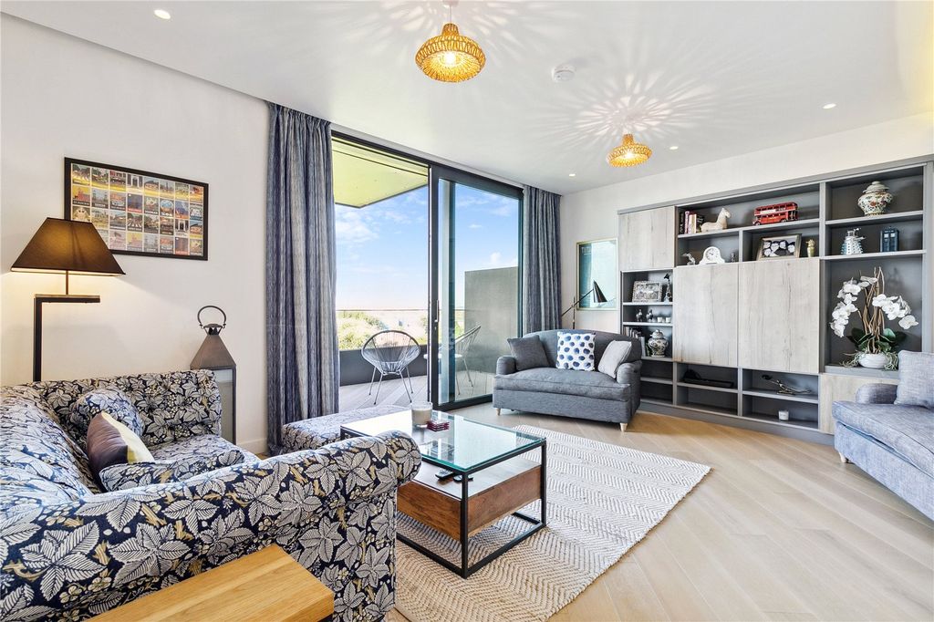 Property photo 1 of 11 Picture No. 06