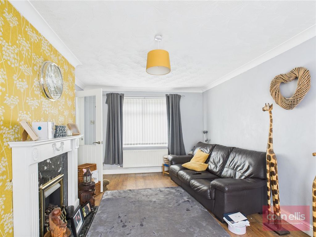 Property photo 3 of 14 Cam05075G0-Pr0102-Still017.Jpg