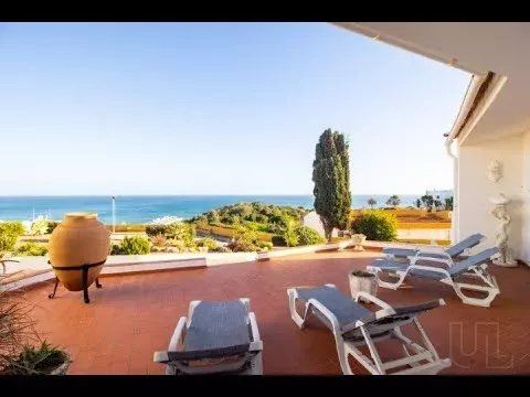 Property photo 2 of 70