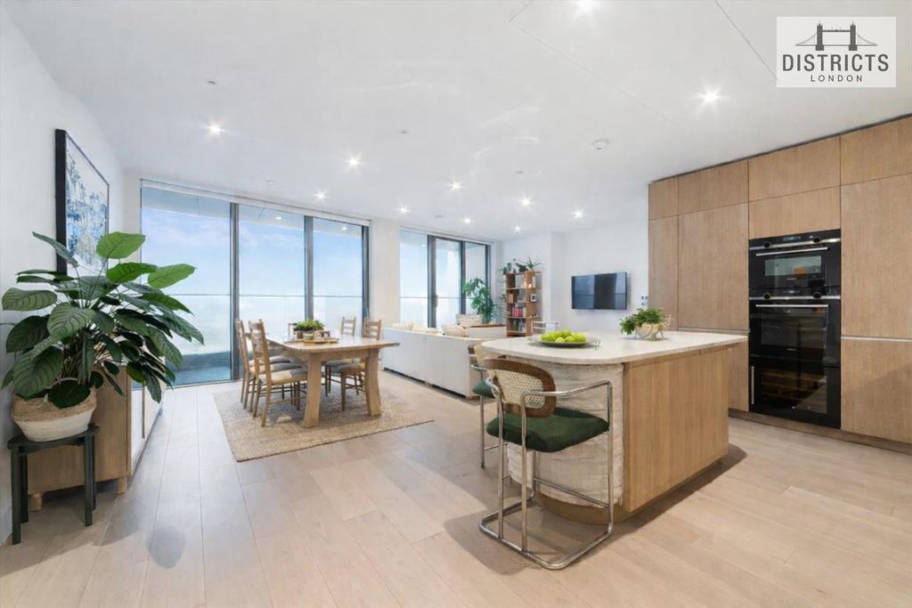 Property photo 3 of 9 Kitchen.Jpg