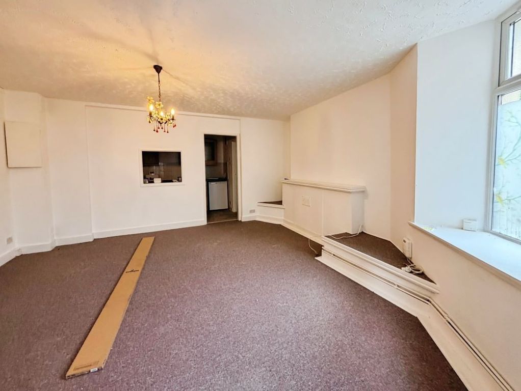 Property photo 2 of 6 Image 2