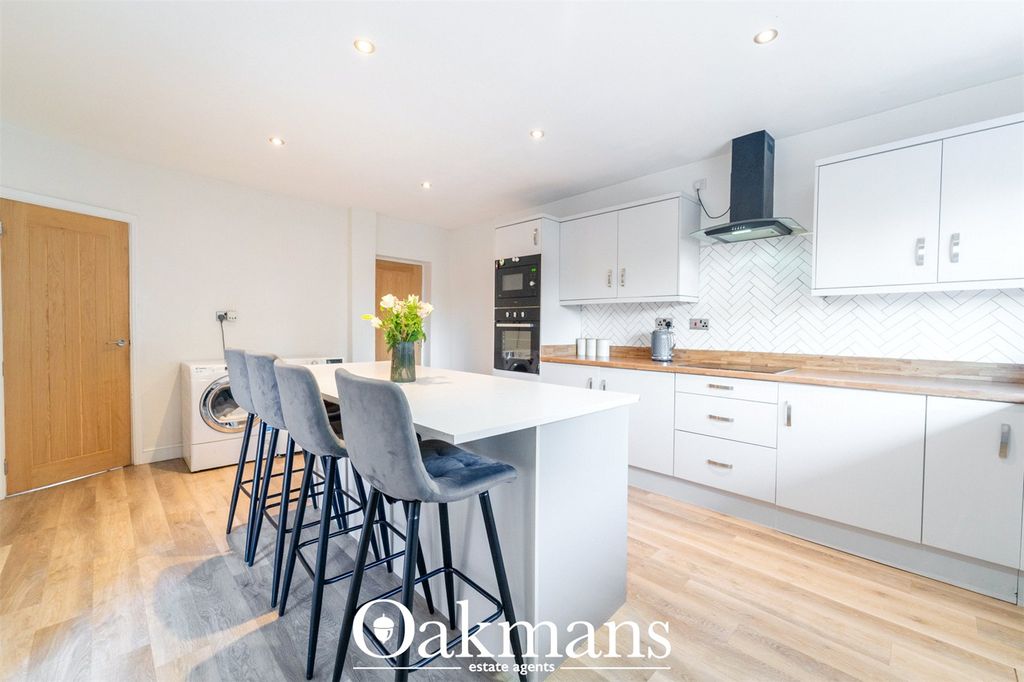 Property photo 2 of 30 Picture No. 10