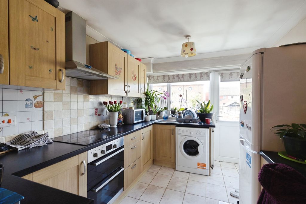 Property photo 1 of 14
