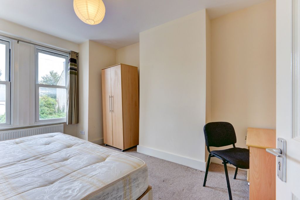 Property photo 2 of 20 A Tidy Bedroom Featuring A Double Bed Positioned N...