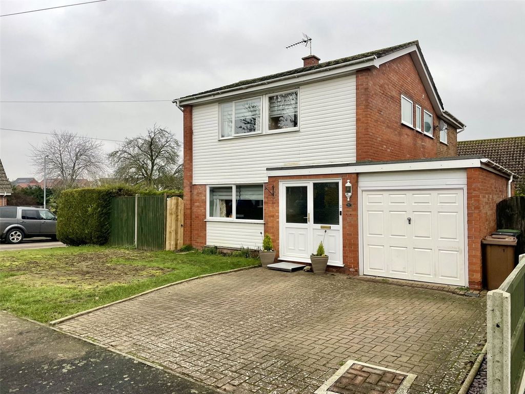Property photo 2 of 33 Picture No. 32