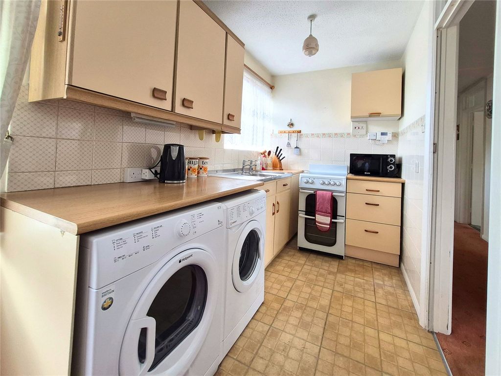 Property photo 3 of 8 Picture No. 14