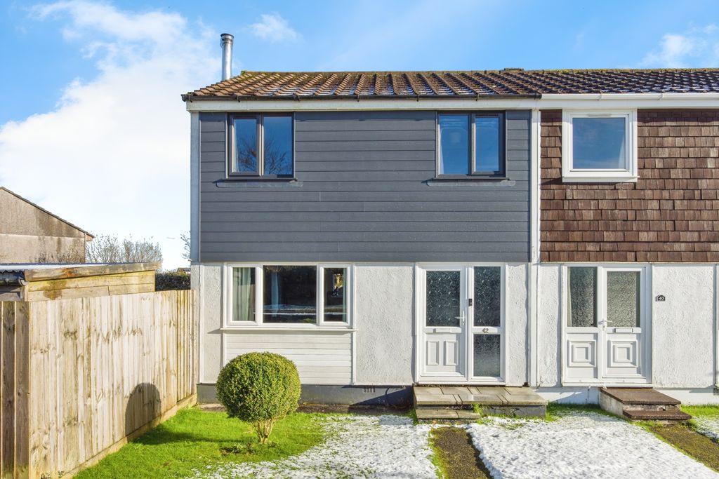 Property photo 1 of 18 Photography