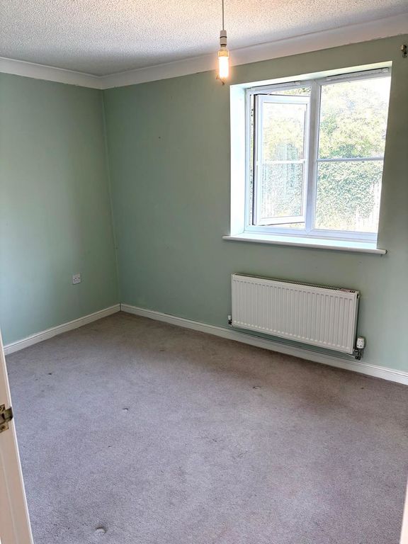 Property photo 2 of 7 Photo 7