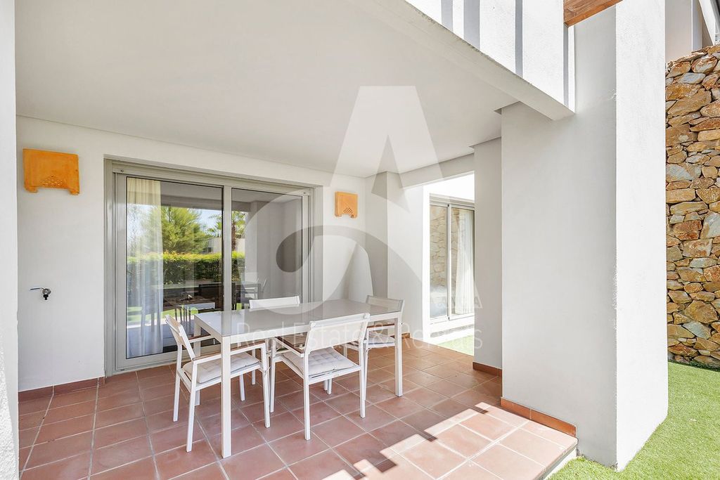 Property photo 1 of 42
