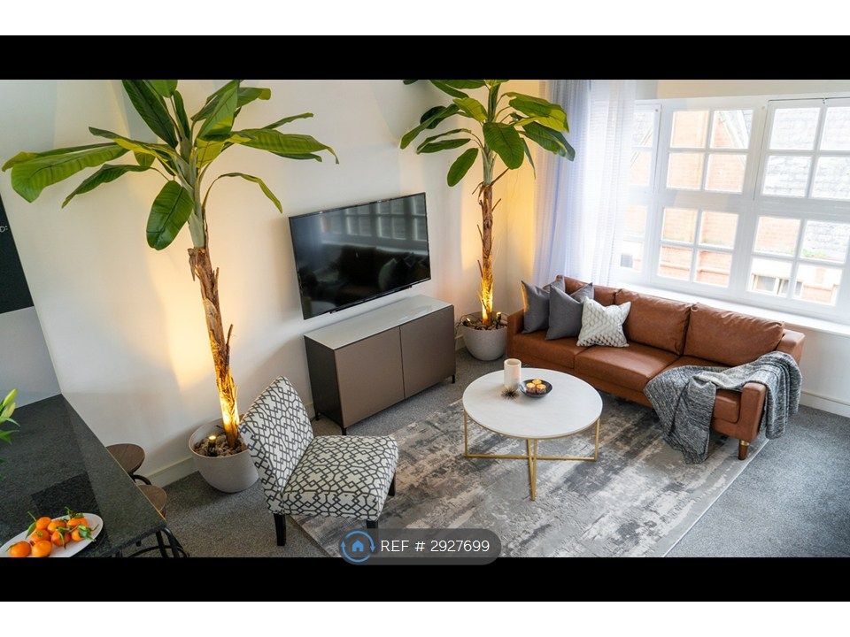 Property photo 3 of 24 ??? Stylish Lounge With Natural Light