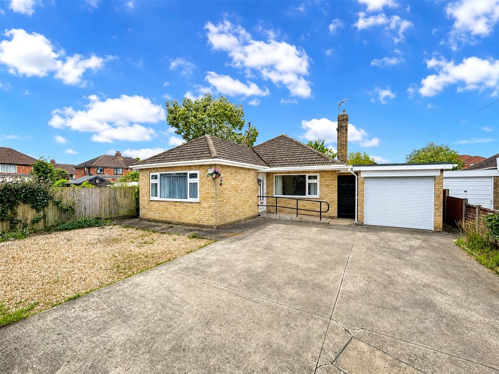 Property photo 1 of 15 Picture No. 02