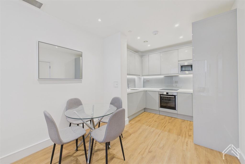 Property photo 2 of 14 2.Jpg